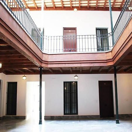 Fancy Apartment In A Historic House, Chiclana City Center By C. Dreams チクラナ・デ・ラ・フロンテーラ エクステリア 写真