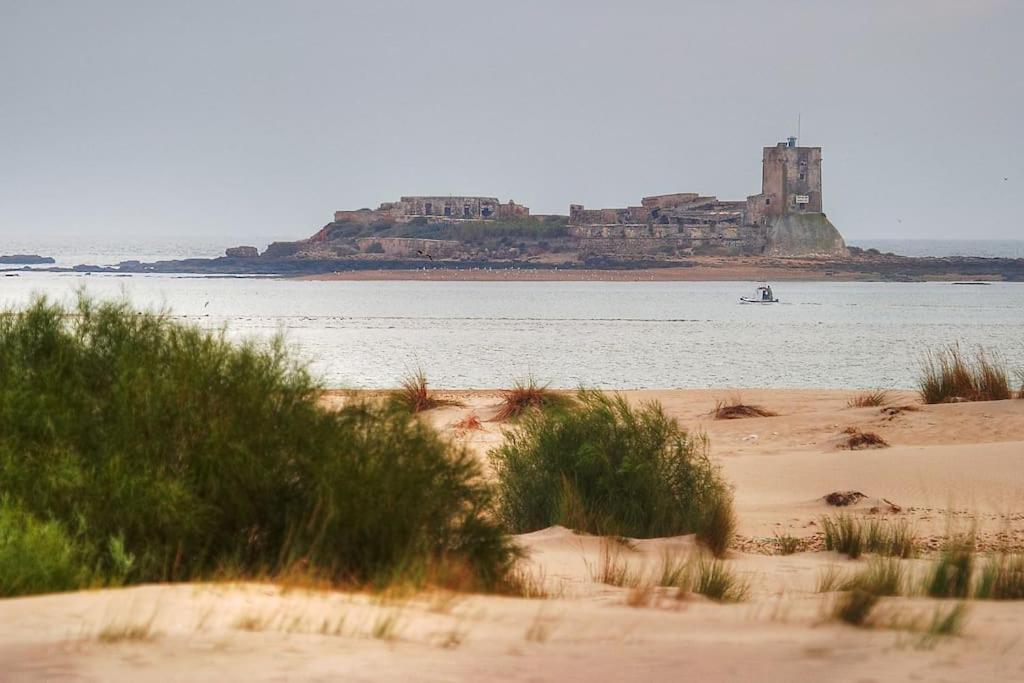 Fancy Apartment In A Historic House, Chiclana City Center By C. Dreams チクラナ・デ・ラ・フロンテーラ エクステリア 写真