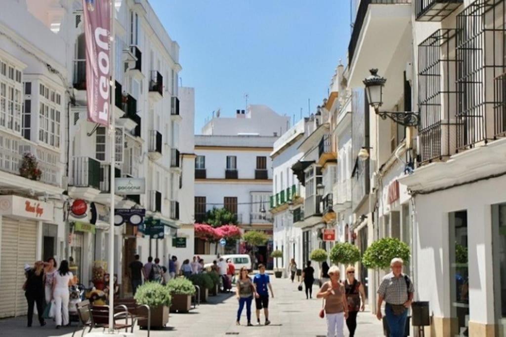 Fancy Apartment In A Historic House, Chiclana City Center By C. Dreams チクラナ・デ・ラ・フロンテーラ エクステリア 写真